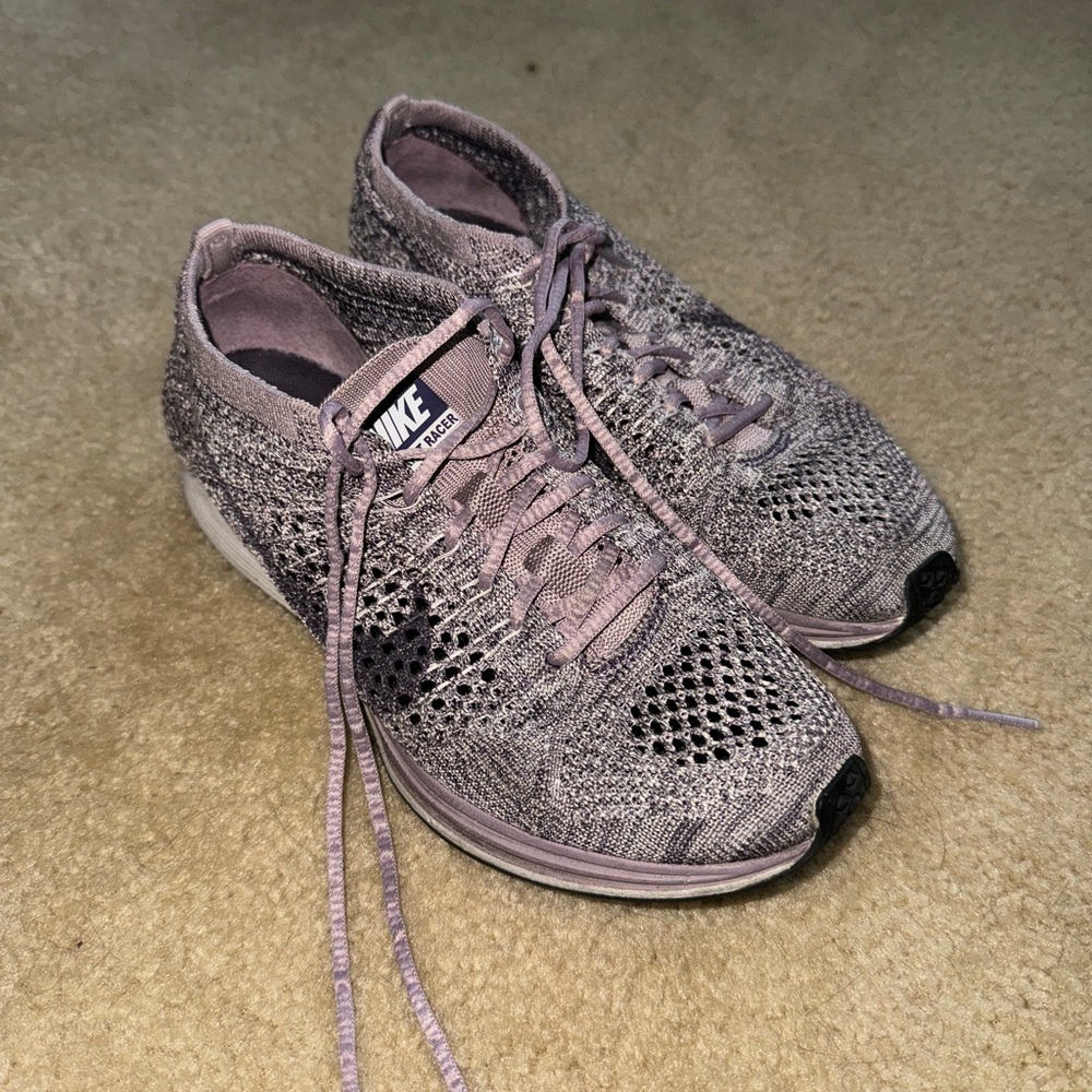Nike Flyknit Racer